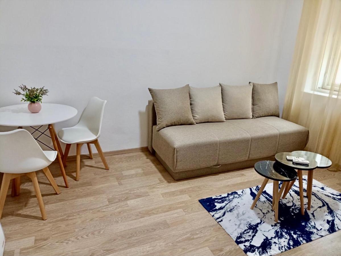 Center Studio Apartment Podgorica Eksteriør bilde