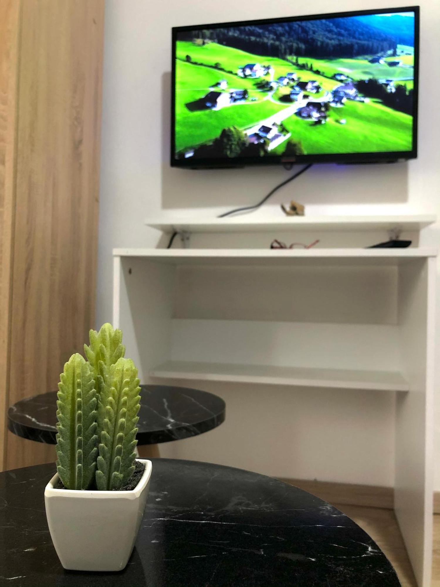 Center Studio Apartment Podgorica Eksteriør bilde
